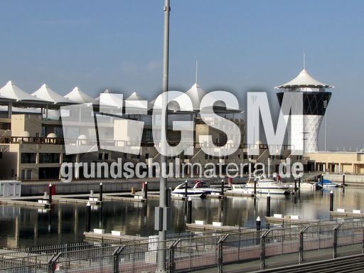 060 Rennstrecke, Yas Island.JPG